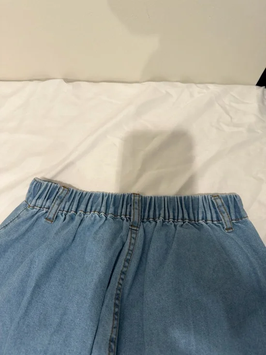 SHEIN Light Blue Flare Ruffle Jeans - Picture 6 of 7